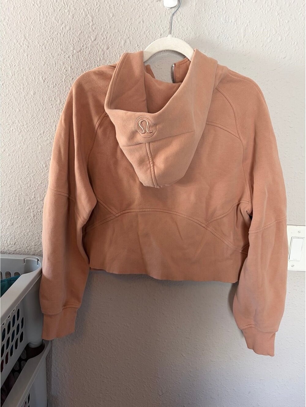 Lululemon Scuba Oversized Half-Zip Hoodie Pink Clay size M/L. $118 retail. EUC. - Picture 4 of 6